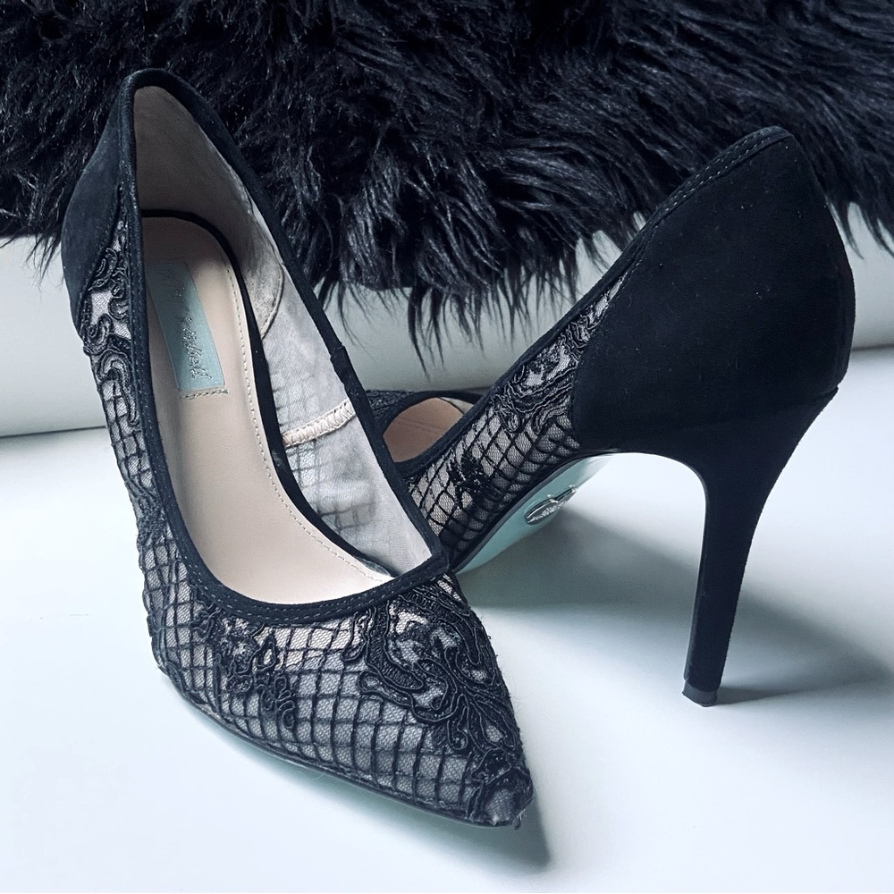 Betsy Johnson Lace Pumps